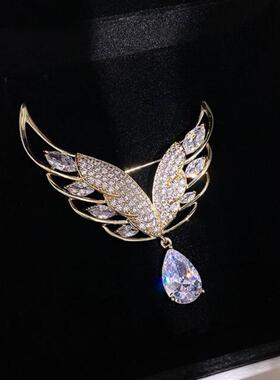 时尚翅膀水滴西装胸针男女同款