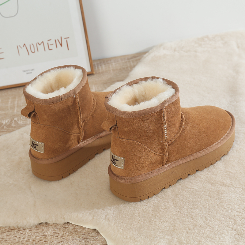 雪地靴冬季短筒皮毛一体棉鞋