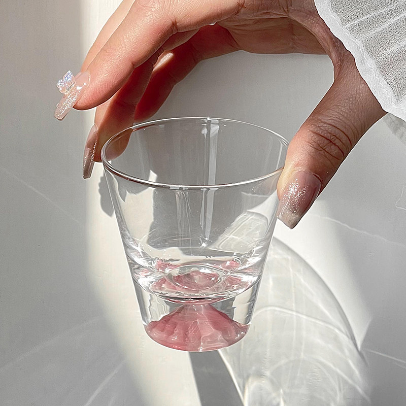 粉色宽口玻璃观山杯家用二两白酒杯迷你高级感小众威士忌果酒杯子