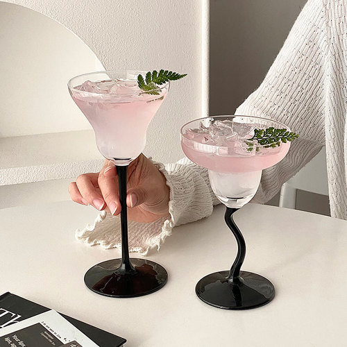黑杆弯脚玛格丽特杯微醺调酒杯
