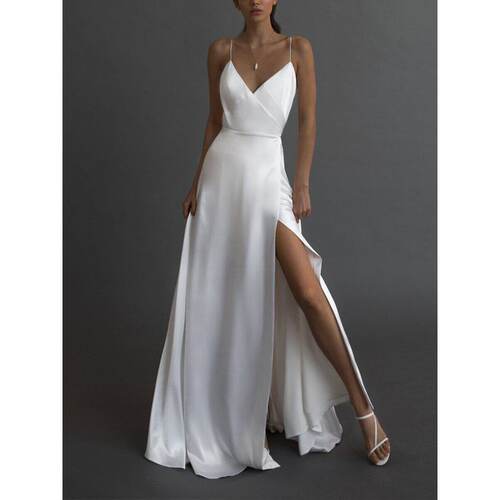 Sexy suspender V-neck evening dress 女性感吊带V领连衣裙礼服