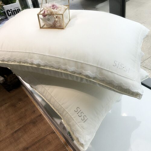 简约纯色蕾丝边莱赛尔纤维枕芯