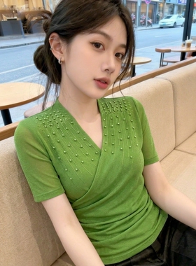 黑色气质V领网纱T恤女短袖欧货重工钉珠上衣修身显瘦洋气性感小衫