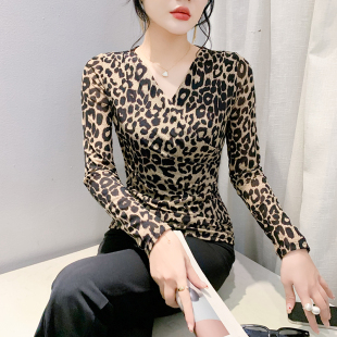 t恤小衫 性感V领打底衫 显瘦长袖 豹纹网纱上衣修身 女士秋冬欧货时尚