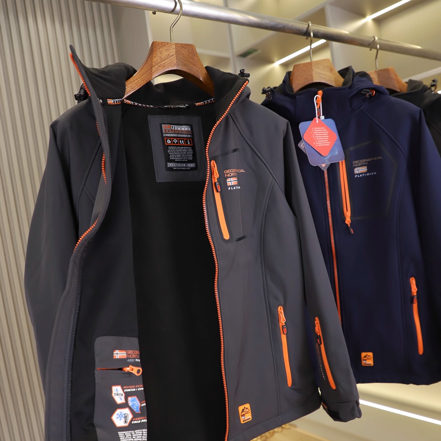 北欧挪威~高端户外冬男士防风防雨雪科考远征探险加绒软壳衣外套