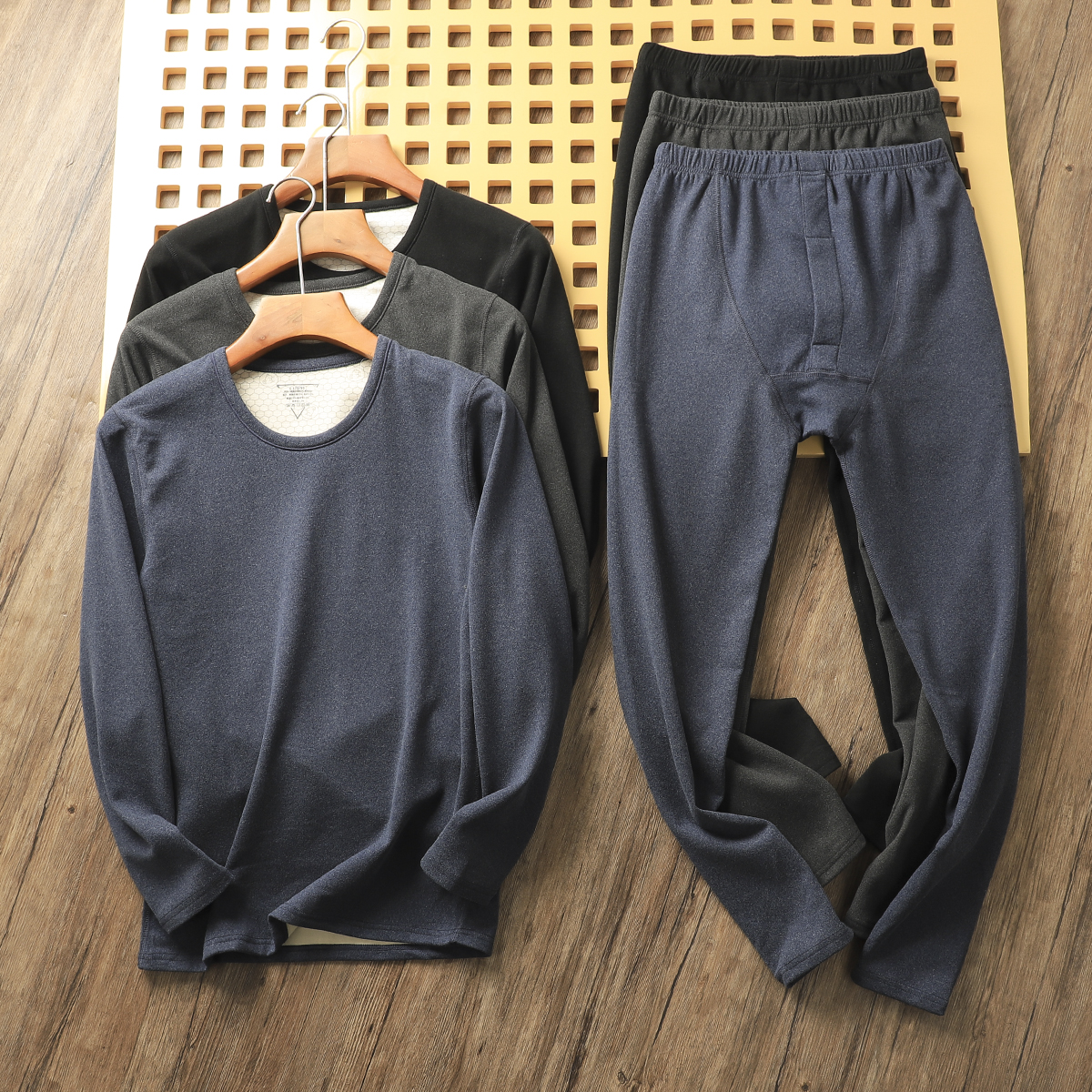 长袖男女简约德绒保暖秋衣秋裤