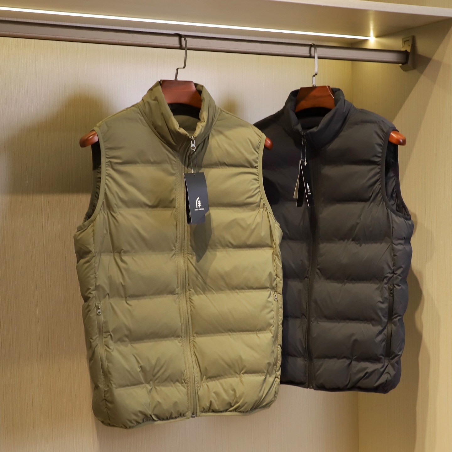 保暖排骨马甲~无缝锁棉~秋冬男士加厚蓬松户外保暖防风立领棉马甲