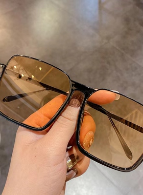茶色墨镜女高级感ins风复古大框
