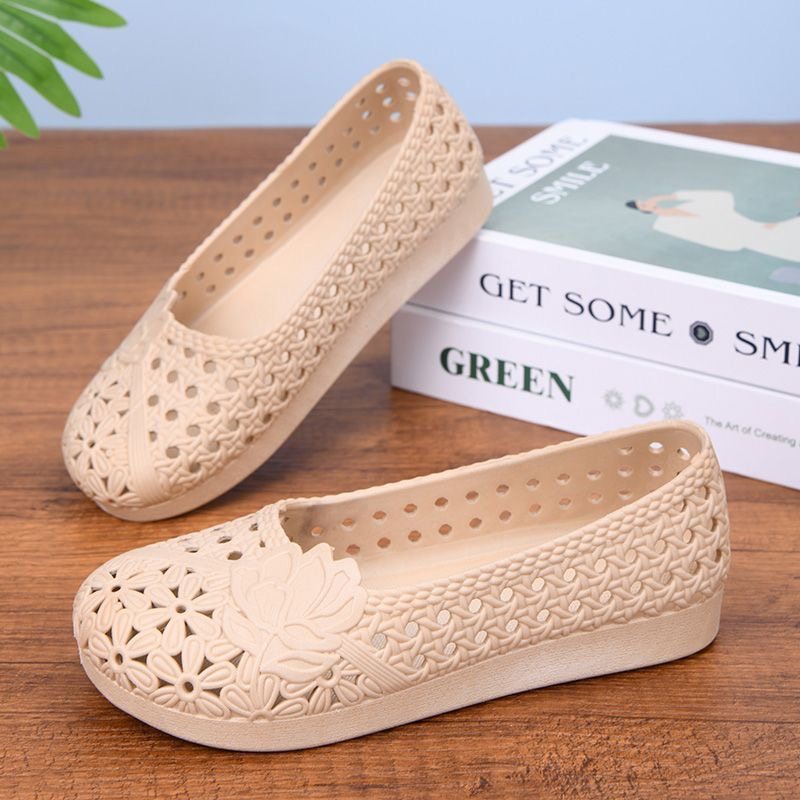 夏季潮流妈妈护士上班洞洞鞋镂空网眼轻便透气女百搭防滑百搭凉鞋