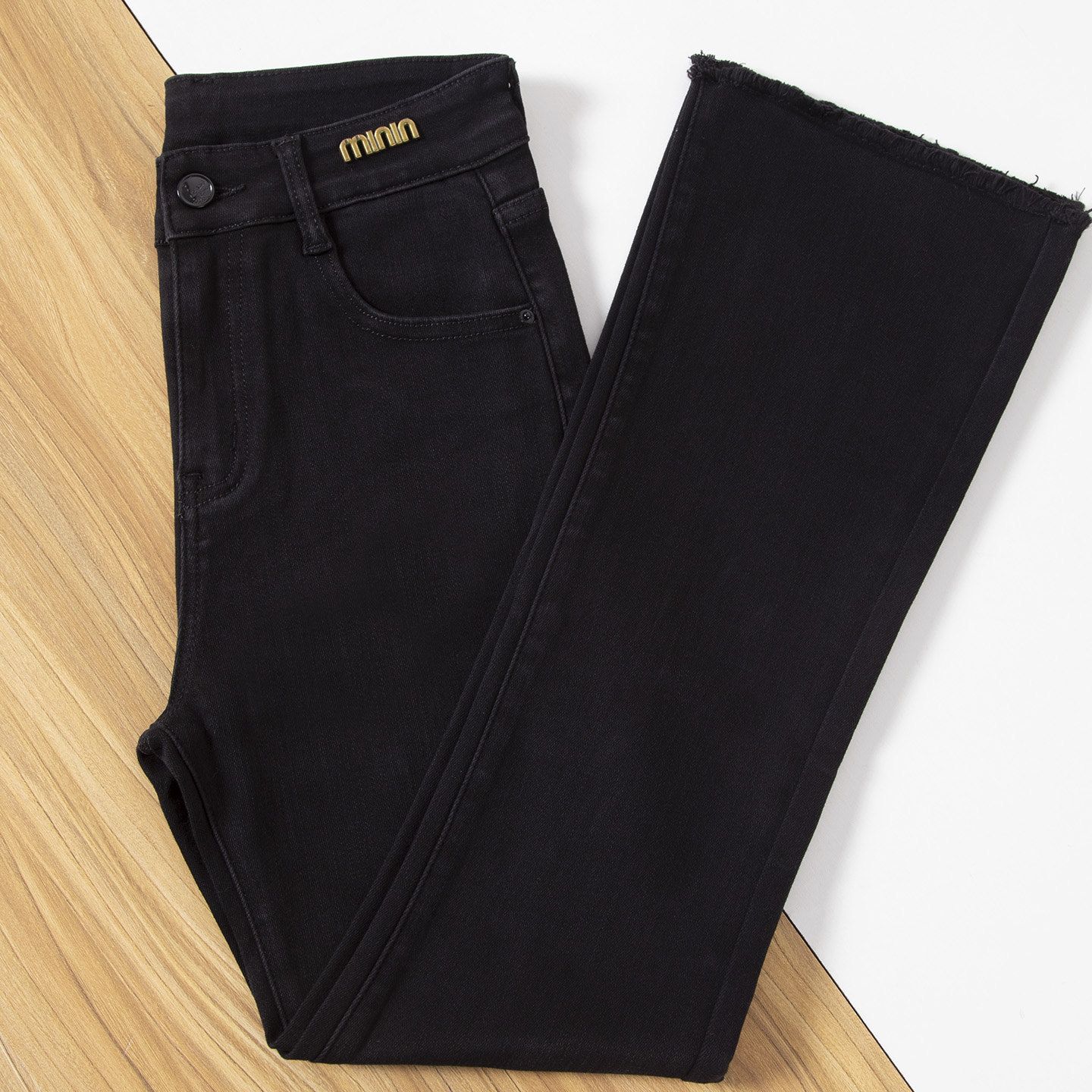 修身微喇牛仔裤女2025秋季新款高腰显瘦九分小个子黑色喇叭裤子