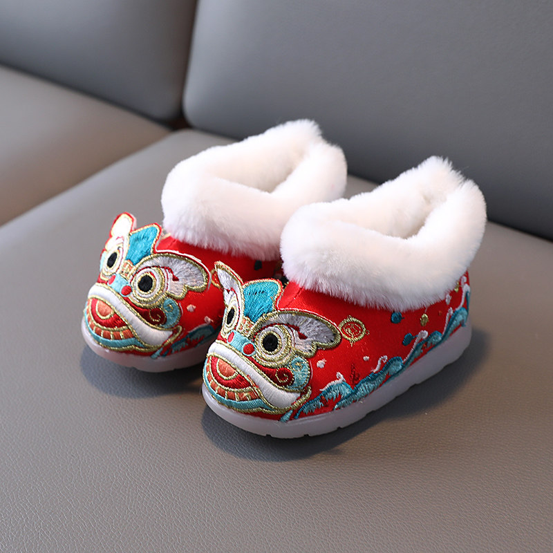 女童绣花鞋2025新款虎头鞋国风儿童汉服鞋马面裙年服鞋手工拜年鞋,童鞋/婴儿鞋/亲子鞋,儿童汉服鞋,淘宝优惠券,粉丝福利购,淘宝优惠卷