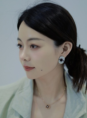 Selfish|精选|小众设计复古风白贝母黑玛瑙椭圆形大量感耳钉高级