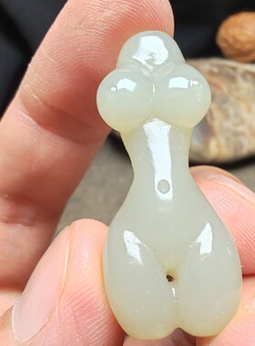 新疆和田玉细腻美女遇贵人吊坠