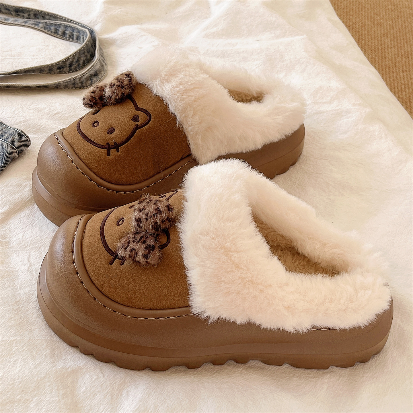 可爱蝴蝶结猫咪厚底棉拖鞋