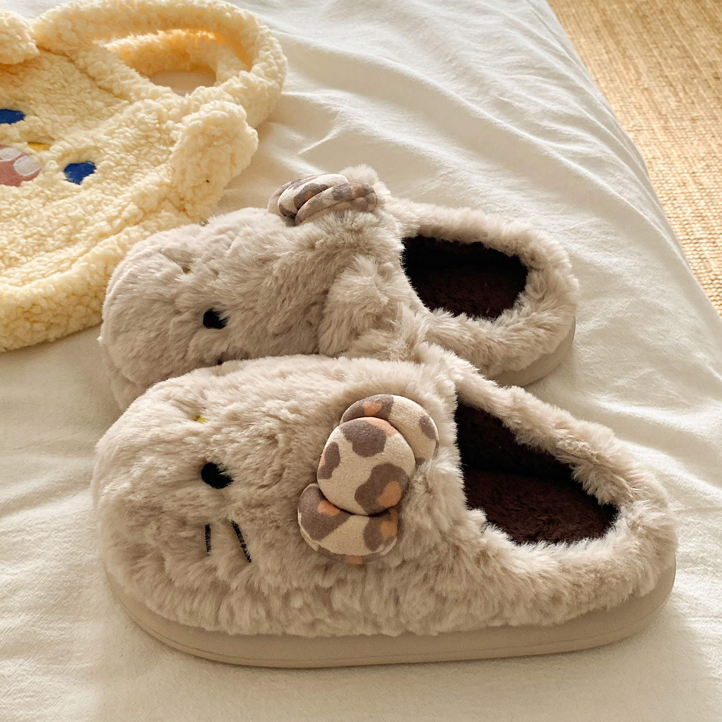 加绒保暖可爱蝴蝶结小猫棉拖鞋