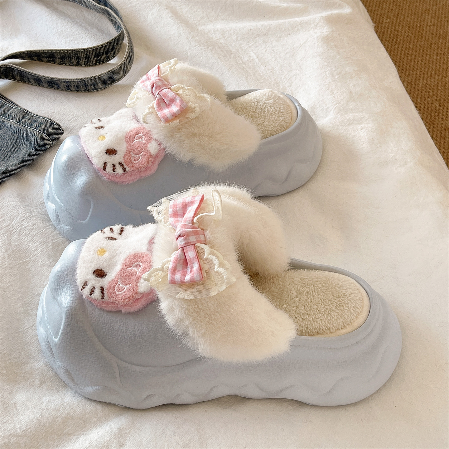 可爱蝴蝶结KT猫防水毛毛鞋