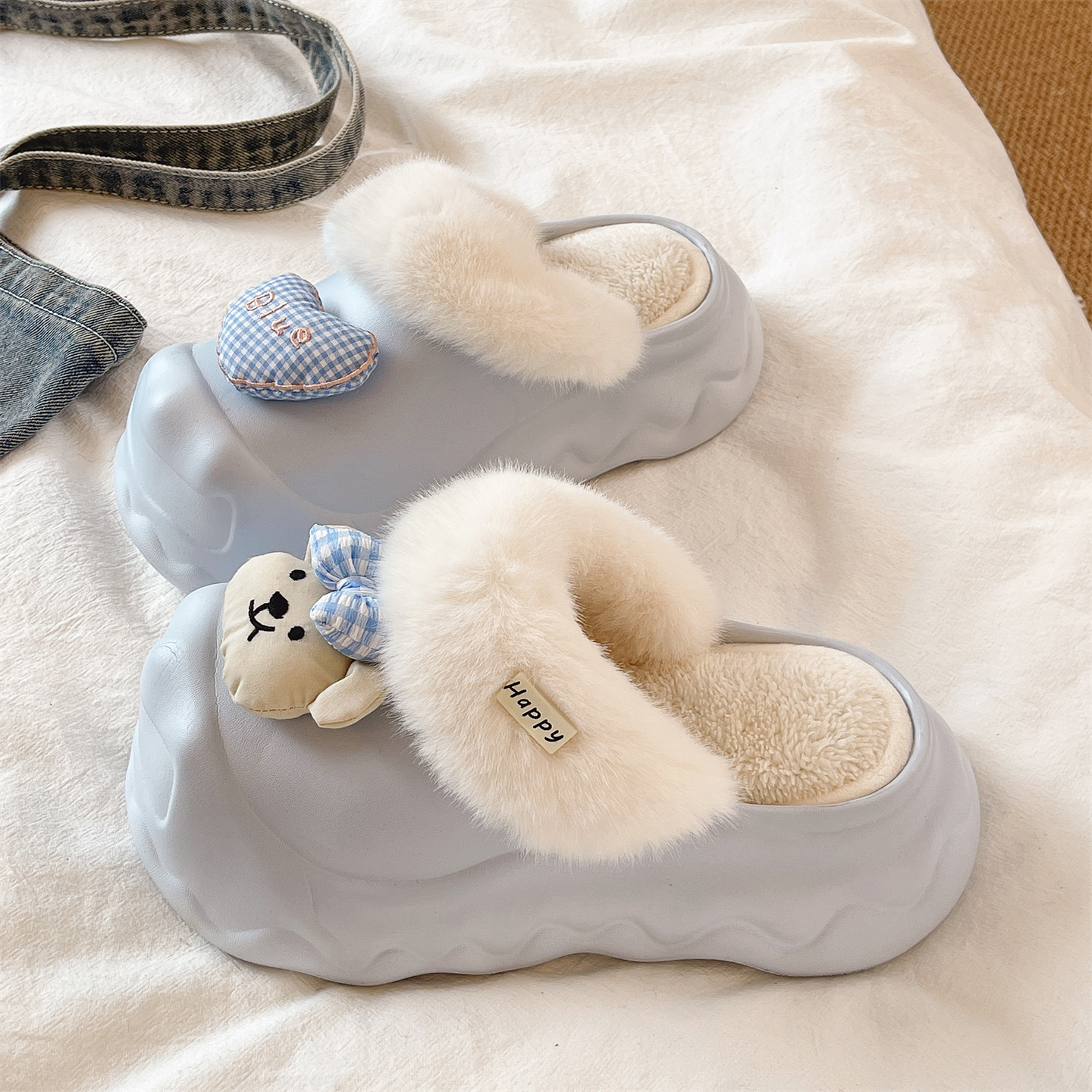 俏绘可爱爱心小狗厚底毛毛拖鞋