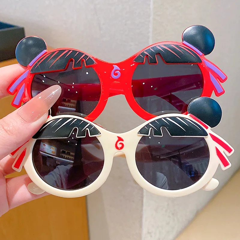 新款儿童太阳镜哪吒同款小孩时尚户外卡通眼镜男女童遮阳眼镜配饰