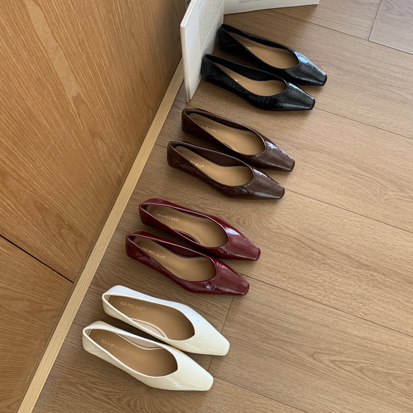 JIAMEIRUI法式复古风尖头浅口单鞋女百搭通勤一脚蹬玛丽珍鞋跟2.5