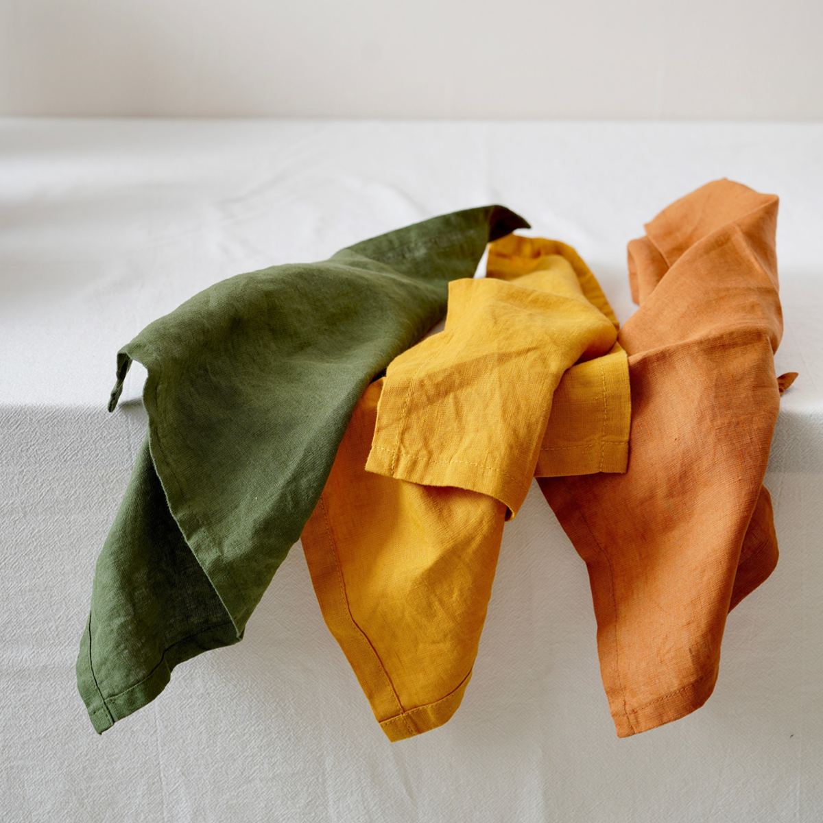 亚麻纯棉餐巾让餐桌更亮眼