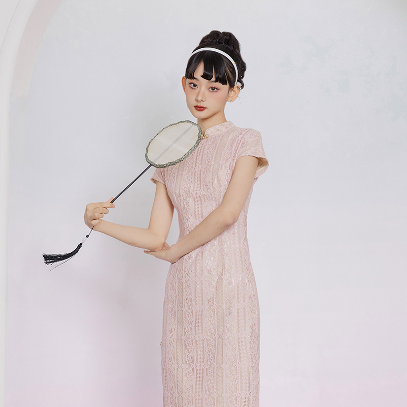 设计感高端显瘦蕾丝中式改良旗袍