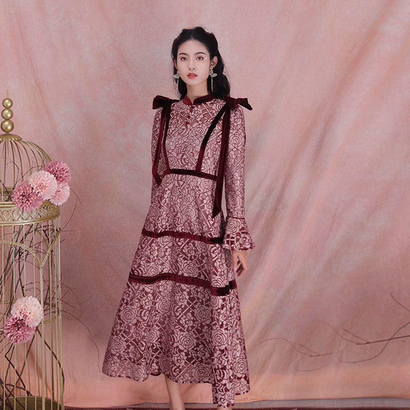 槿爷绯色纹温柔气质法式高端丝绒拼接收腰旗袍连衣裙长款敬酒服女