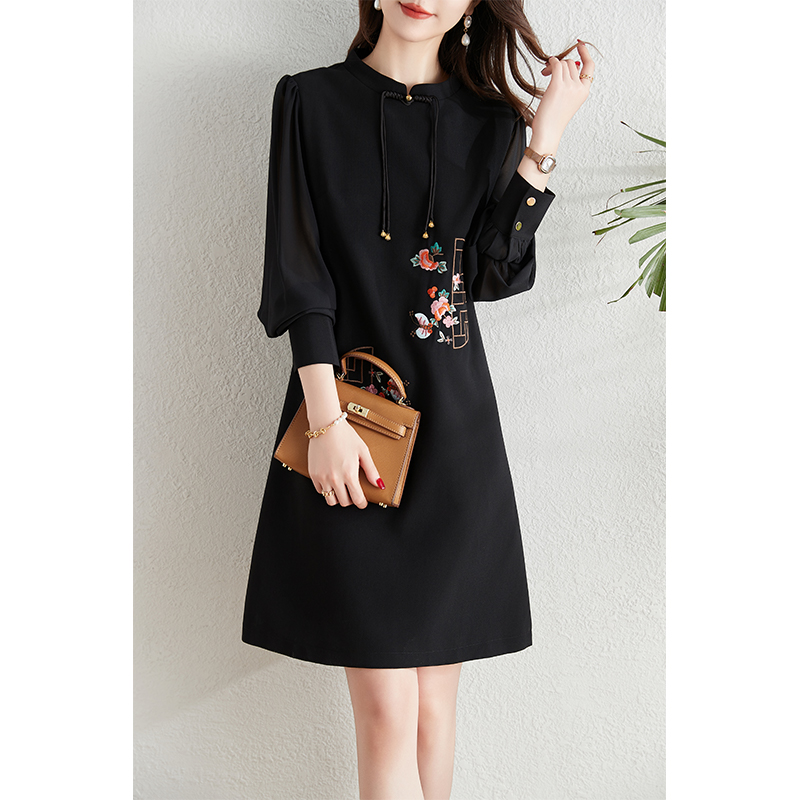 ROUMIKL新中式覆古国风刺绣黑色洋装女2025春季新款宽松显瘦气质a