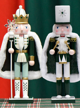 新款北欧轻奢风胡桃夹子木偶士兵摆件工艺品卡通圣诞老人装饰礼物