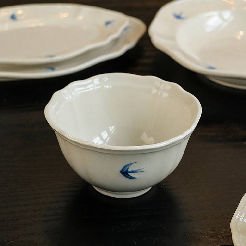 日式复古燕子米饭碗家用饭碗陶瓷碗高颜值釉下彩碗沙拉蛋糕甜品碗