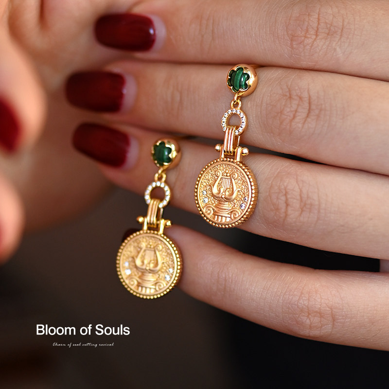 《一枚幸运币》原创设计S925纯银耳环天然孔雀石竖琴金币法式复古