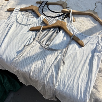 超薄款。外贸日单女夏季条纹背心修身凉感无袖打底内搭吊带上衣
