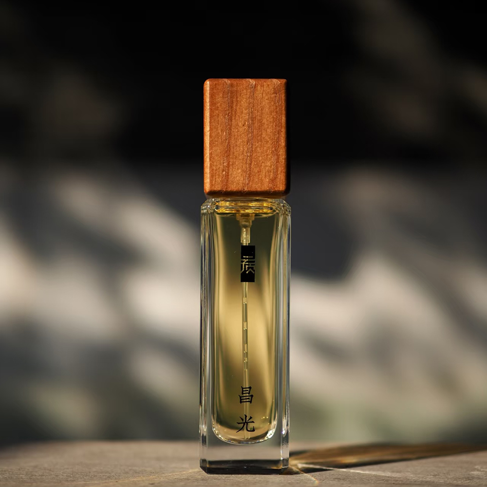 云顶香水雪沁蜡梅天波