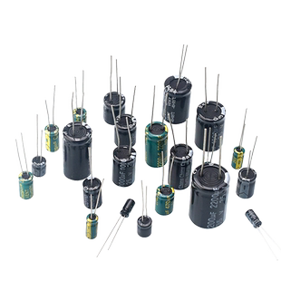 直插铝电解电容器元件10/16/25v/35/50V/100/220/470/1000/2200uF