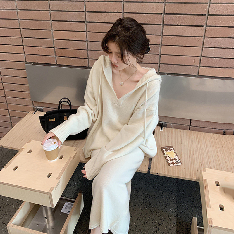 秋冬2025新款减龄慵懒温柔风连帽毛衣针织上衣半身裙两件套装裙女