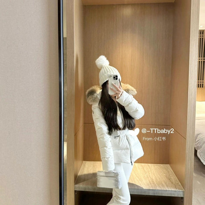 2025冬季新款羽绒服女白鸭绒大毛领收腰修身短款外套源头工厂氨纶