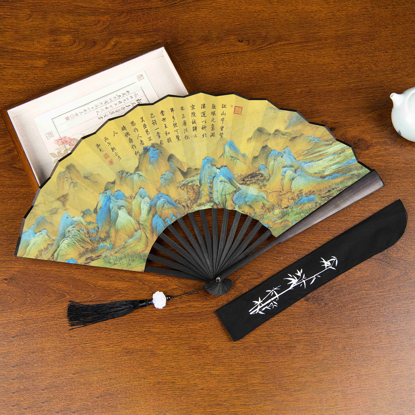 10寸双面青绿山水折扇竹骨布面
