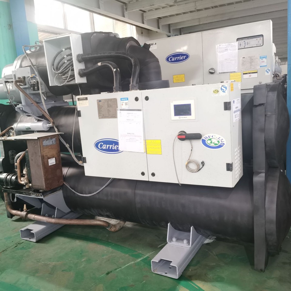 开利螺杆冷冻机空调二手设备制冷量1510kw安装未使用