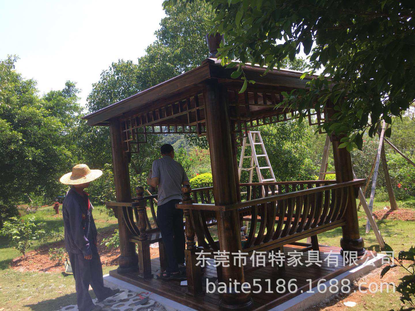供应实木防虫防蛀防霉樟子松碳化木木制四角凉亭