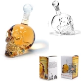 Стеклянное вино смазочно скандал с скелетом вина