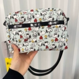 Брендовая вместительная и большая сумка через плечо, с вышивкой