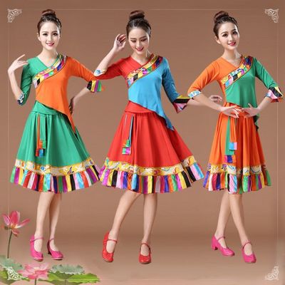 藏族舞蹈表演服广场舞牛奶丝龙纹