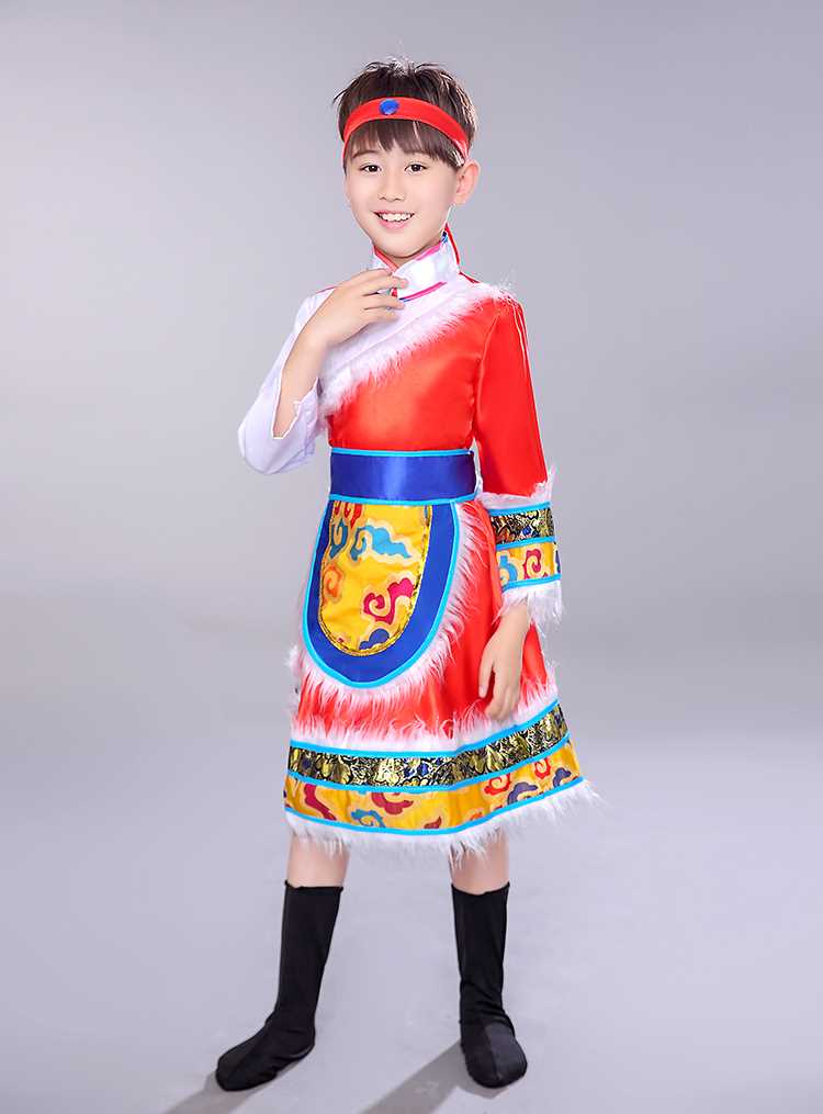 藏族衣服印的图案有哪些,藏族服饰上的图案大多与什么有关