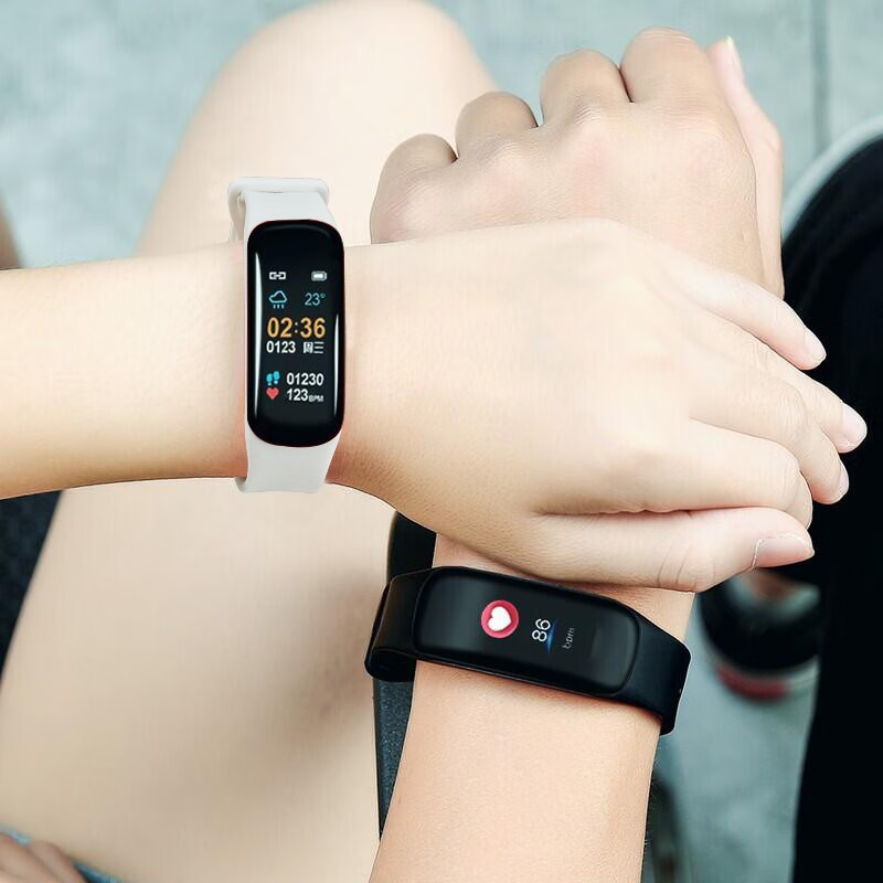 新款智能手?女士多功能血?心率??手?情?520?物送女友