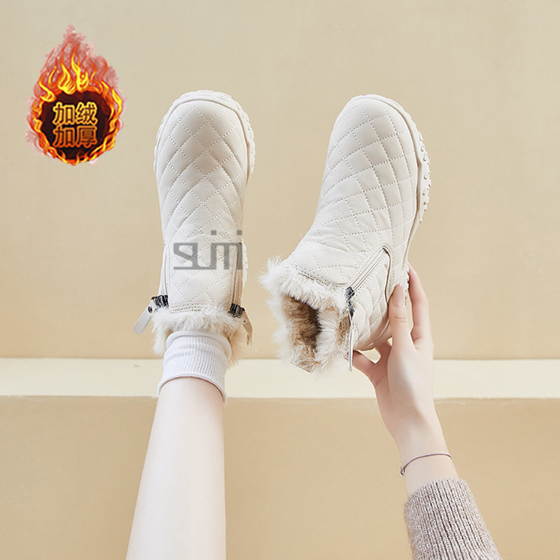 中大童女孩短靴东北防水防滑棉鞋