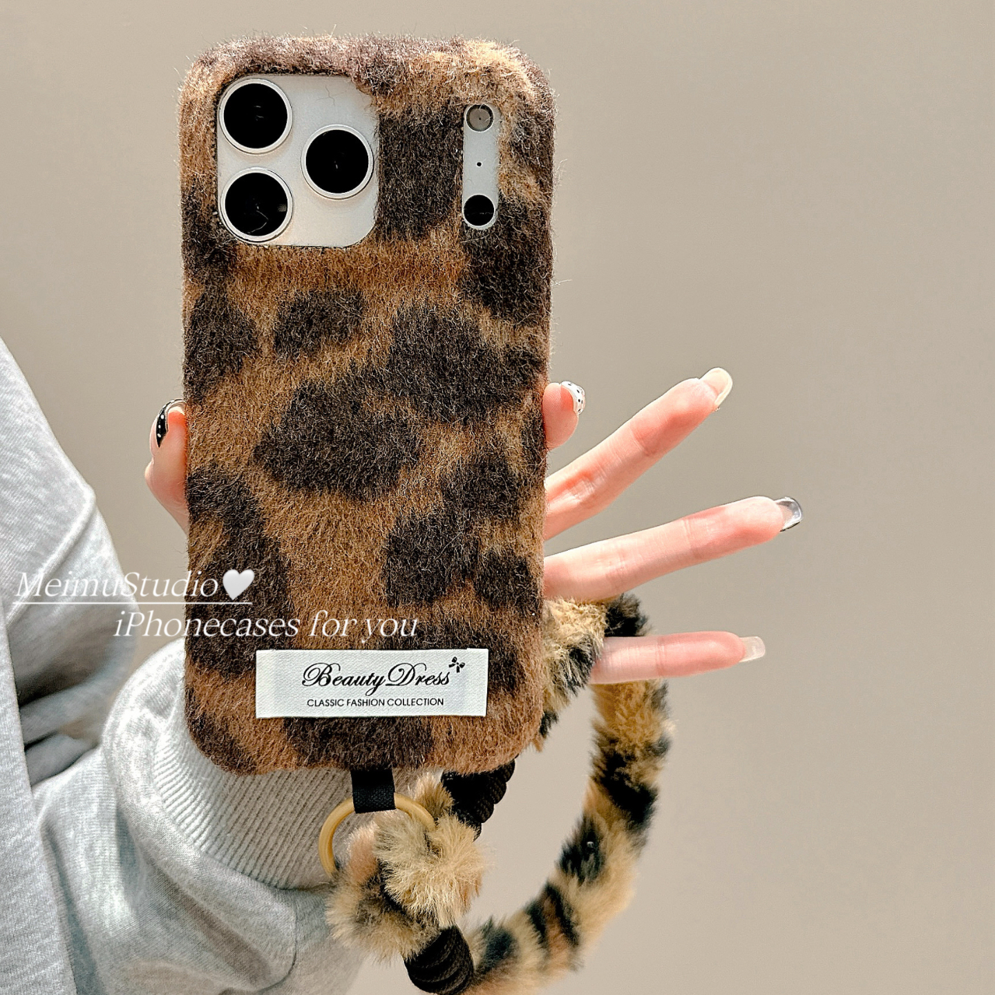 秋冬毛绒豹纹挂绳适用苹果手机壳