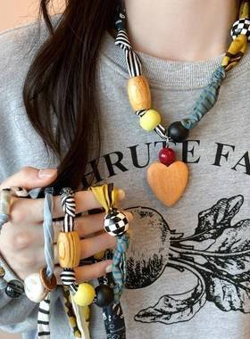 咖色腰果花珠子丝巾项链女气质毛衣链装饰2025新款美拉德穿搭配饰