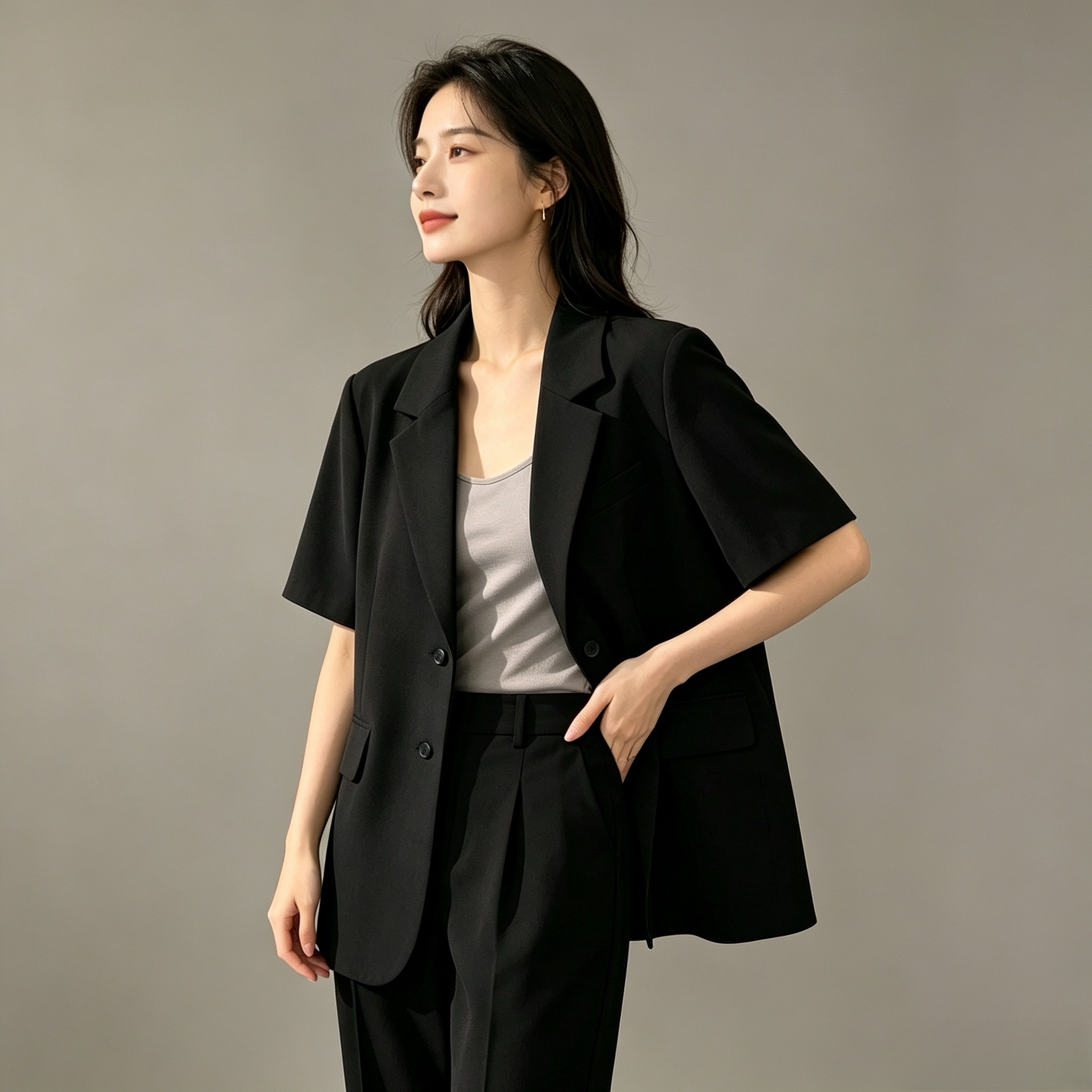 短款冰丝凉感修身女装西服外套