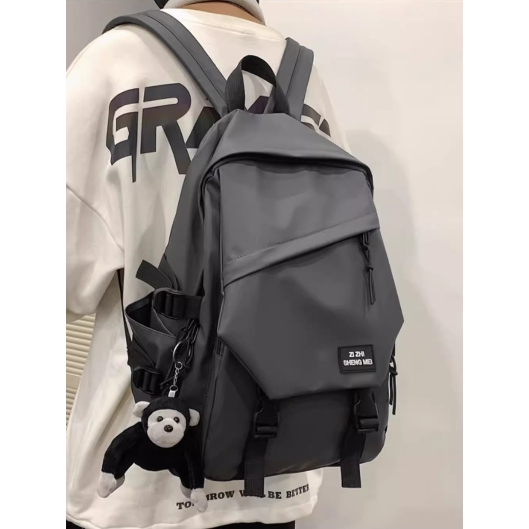 法国CavienKIon双肩包男款潮流中学生初高中背包简约防水轻便书包