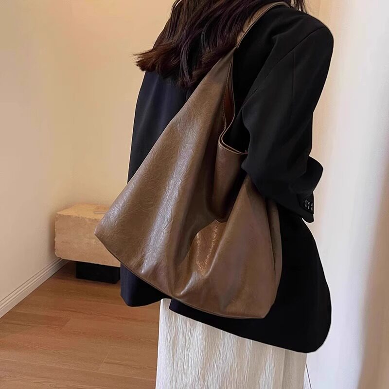 香港IT HKins松弛感包包女2026新款夏季复古通勤托特包单肩腋下包