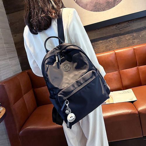 法国MKCLACK经典款牛津布防泼水背包休闲轻便百搭旅行包双肩包女